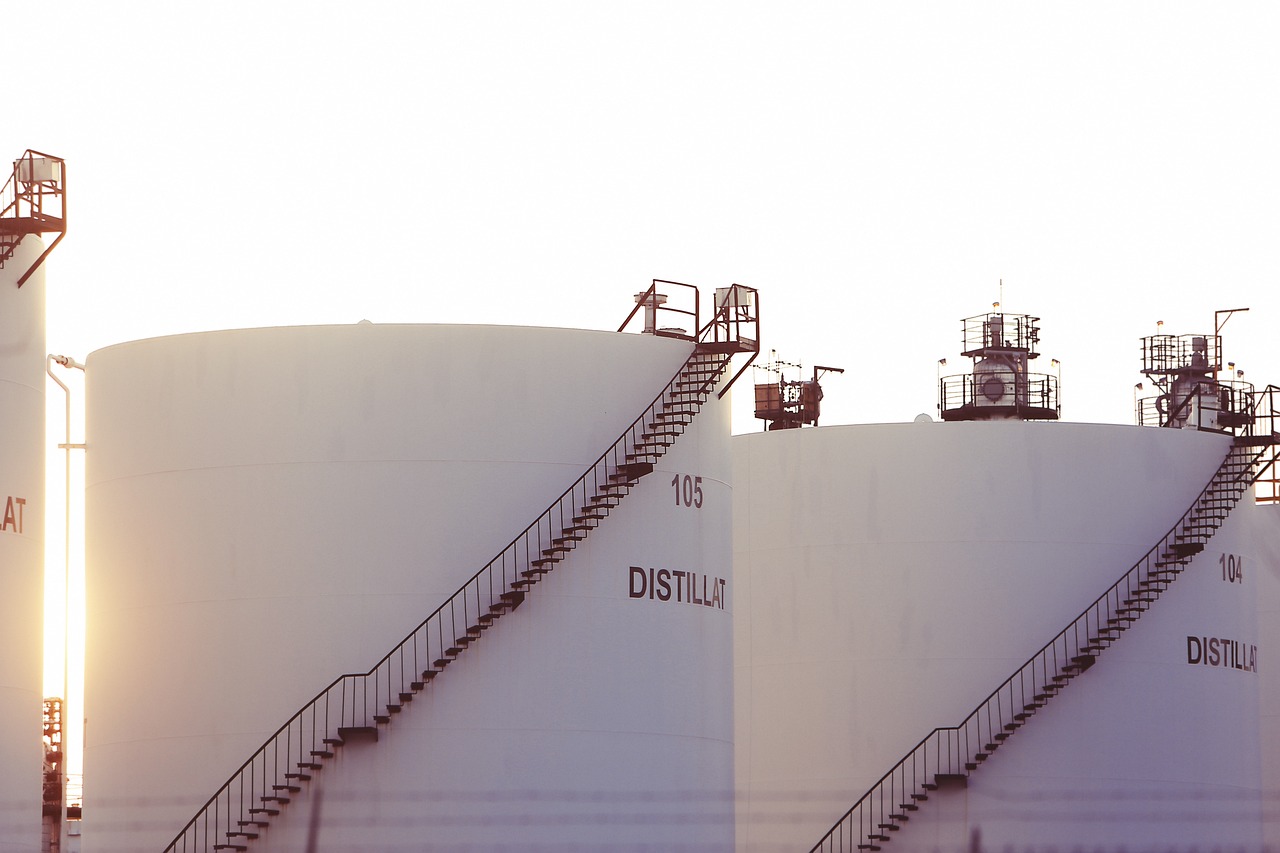 ¿Qué es la destilación del petróleo y para qué sirve?
