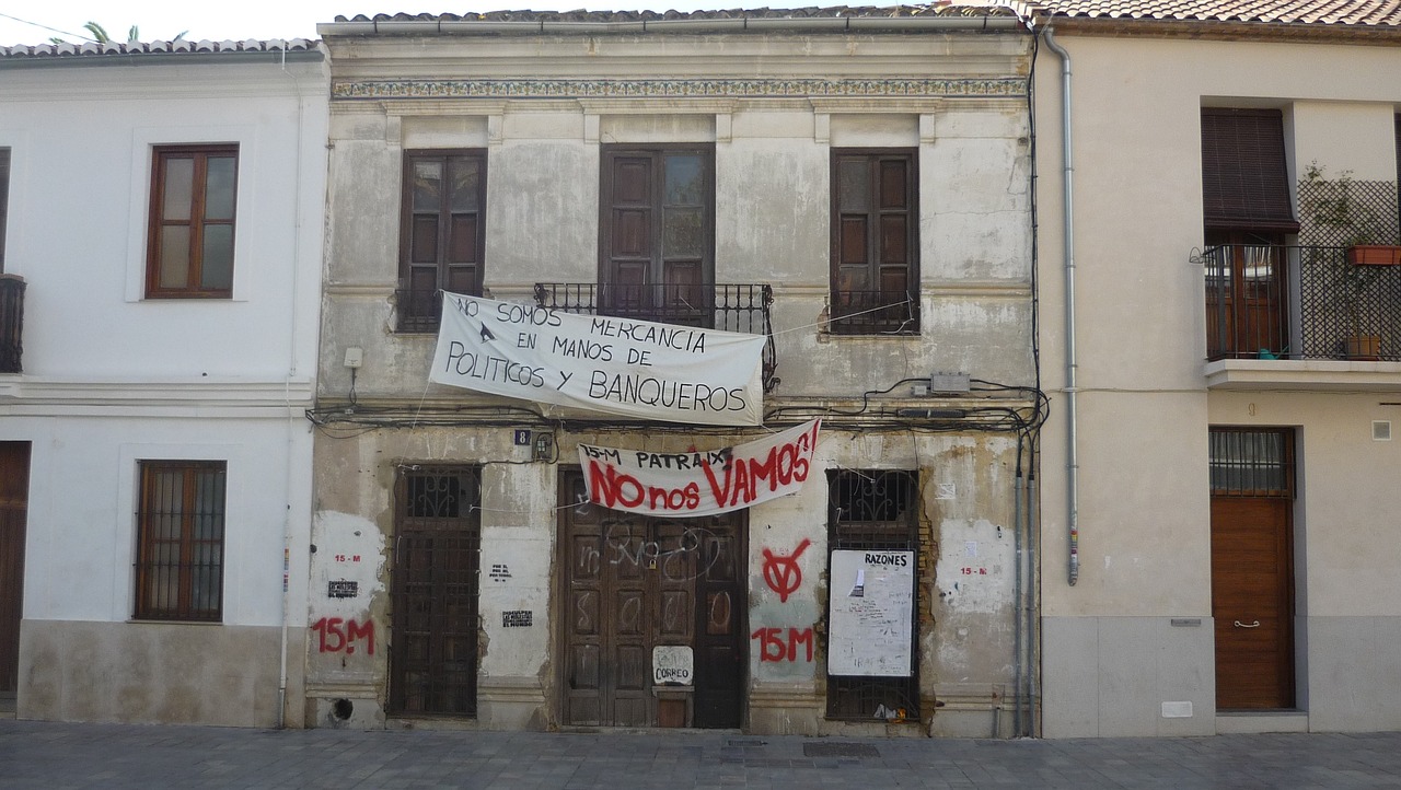¿Cómo poner una denuncia en la OMIC?